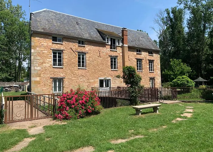 Le Moulin Bleu